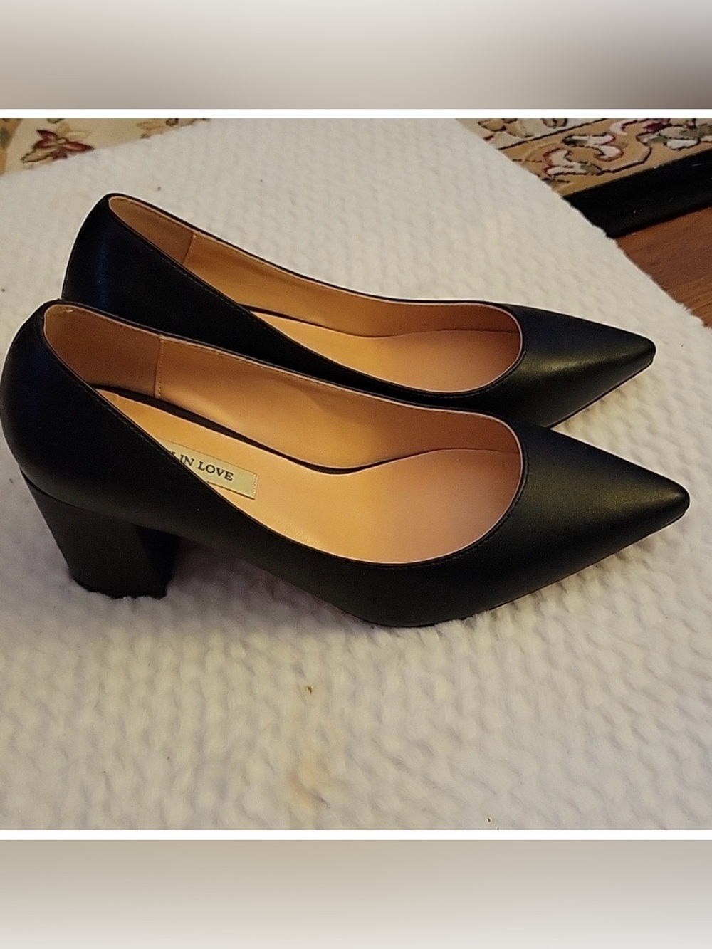 Women’s Black Pointed Block Heel Pumps